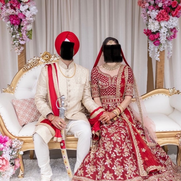Red Bridal Lehenga + belt + red & pink dupattas - Picture 1 of 3